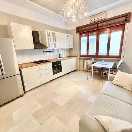 Regina Elena Apartment 2 Pescara Eksteriør bilde